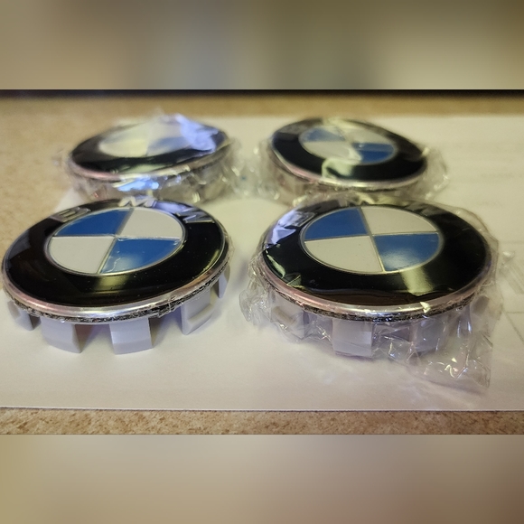 New Set Of 4 2.68" *OR* 2.2" BMW hubcap Center Caps - Picture 2 of 16